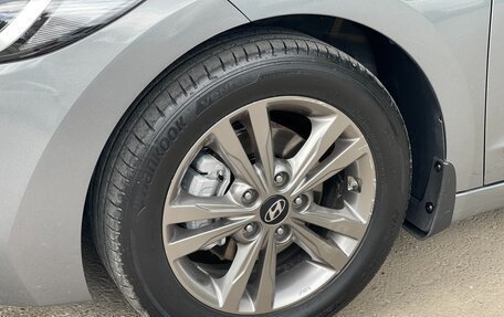 Hyundai Elantra VI рестайлинг, 2018 год, 1 450 000 рублей, 4 фотография
