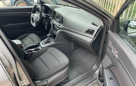 Hyundai Elantra VI рестайлинг, 2018 год, 1 450 000 рублей, 19 фотография