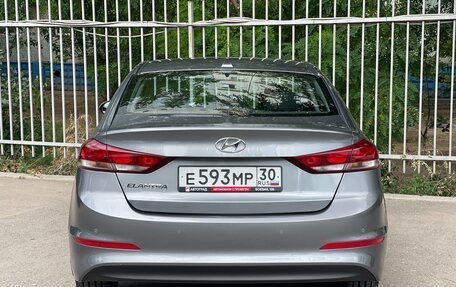 Hyundai Elantra VI рестайлинг, 2018 год, 1 450 000 рублей, 12 фотография