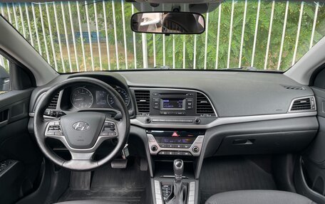Hyundai Elantra VI рестайлинг, 2018 год, 1 450 000 рублей, 21 фотография