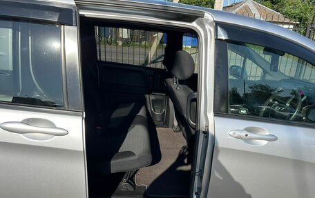 Honda Freed I, 2010 год, 999 000 рублей, 13 фотография