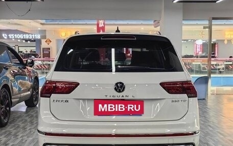 Volkswagen Tiguan II, 2022 год, 2 580 000 рублей, 6 фотография