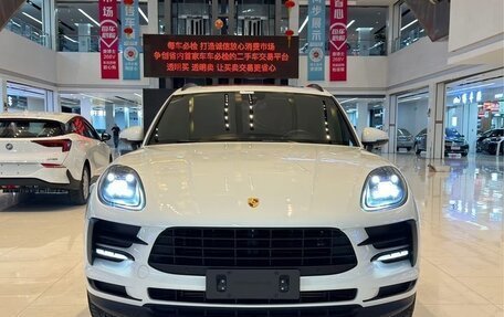 Porsche Macan I рестайлинг, 2021 год, 4 938 000 рублей, 2 фотография