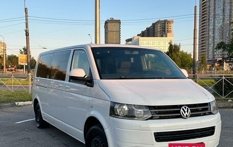 Volkswagen Caravelle T5, 2013 год, 1 250 000 рублей, 3 фотография