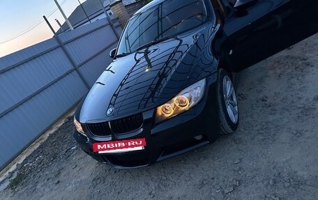 BMW 3 серия, 2007 год, 865 000 рублей, 32 фотография