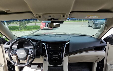 Cadillac Escalade IV, 2018 год, 7 500 000 рублей, 29 фотография