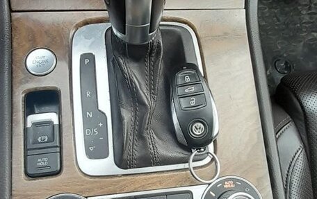 Volkswagen Touareg III, 2016 год, 2 700 000 рублей, 29 фотография