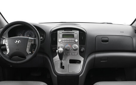 Hyundai Grand Starex Grand Starex I рестайлинг 2, 2013 год, 1 590 000 рублей, 6 фотография