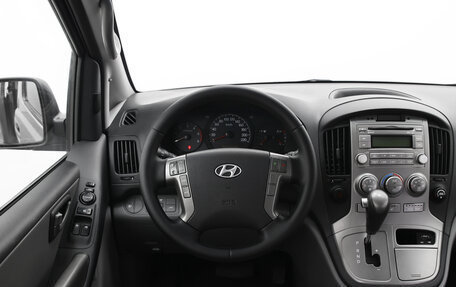 Hyundai Grand Starex Grand Starex I рестайлинг 2, 2013 год, 1 590 000 рублей, 7 фотография