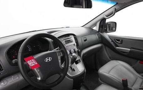 Hyundai Grand Starex Grand Starex I рестайлинг 2, 2013 год, 1 590 000 рублей, 9 фотография