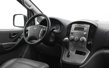 Hyundai Grand Starex Grand Starex I рестайлинг 2, 2013 год, 1 590 000 рублей, 15 фотография