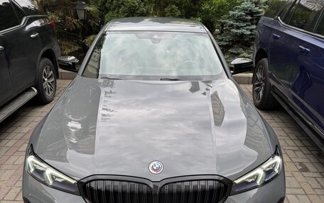 BMW 3 серия, 2022 год, 8 850 000 рублей, 2 фотография