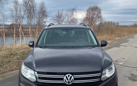 Volkswagen Tiguan I, 2015 год, 1 700 000 рублей, 3 фотография