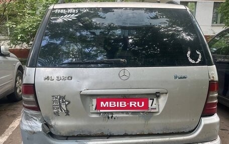 Mercedes-Benz M-Класс, 1998 год, 800 000 рублей, 4 фотография