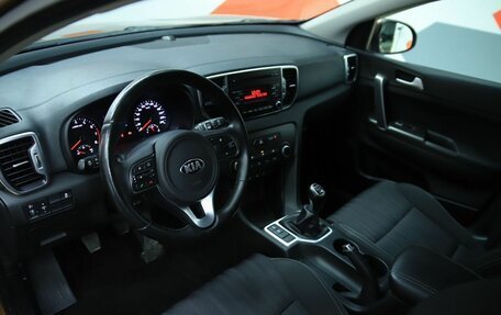 KIA Sportage IV рестайлинг, 2017 год, 1 750 000 рублей, 9 фотография