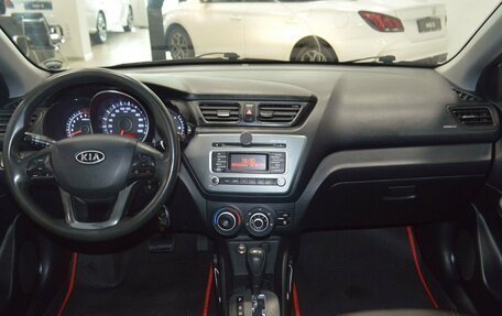KIA Rio III рестайлинг, 2011 год, 565 000 рублей, 30 фотография