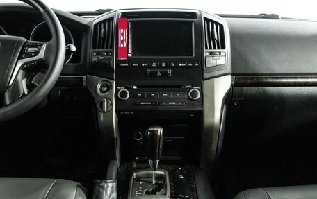 Toyota Land Cruiser 200, 2008 год, 2 049 585 рублей, 14 фотография