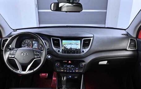 Hyundai Tucson III, 2017 год, 1 580 000 рублей, 6 фотография