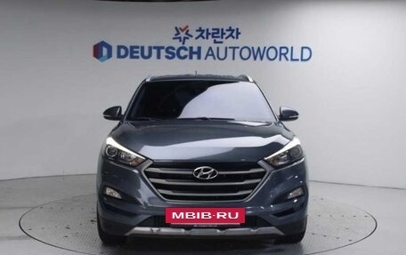 Hyundai Tucson III, 2017 год, 1 580 000 рублей, 2 фотография