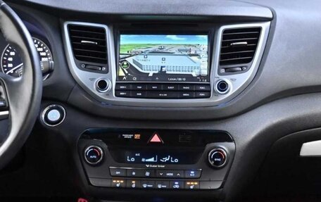 Hyundai Tucson III, 2017 год, 1 580 000 рублей, 11 фотография