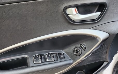 Hyundai Santa Fe III рестайлинг, 2016 год, 1 930 000 рублей, 18 фотография