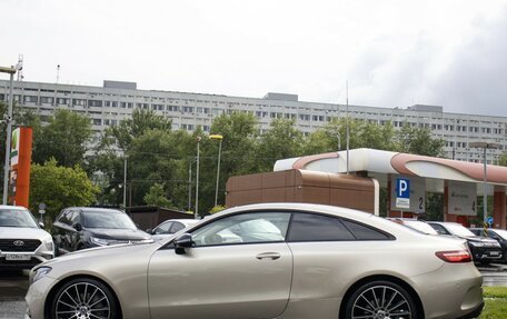 Mercedes-Benz E-Класс, 2019 год, 3 498 000 рублей, 8 фотография