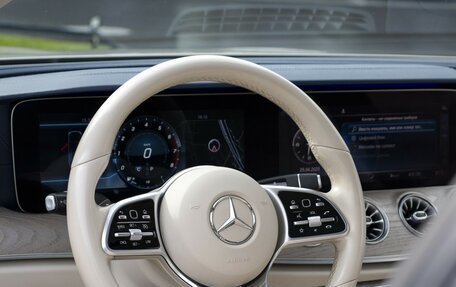 Mercedes-Benz E-Класс, 2019 год, 3 498 000 рублей, 21 фотография