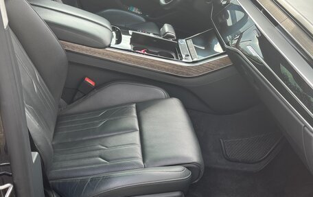 Audi A8, 2018 год, 6 000 000 рублей, 5 фотография