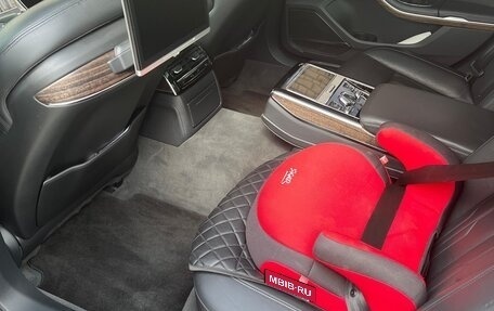 Audi A8, 2018 год, 6 000 000 рублей, 8 фотография