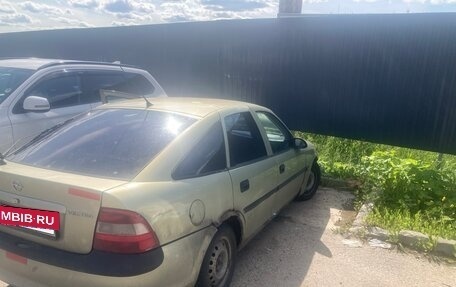Opel Vectra B рестайлинг, 1996 год, 70 000 рублей, 2 фотография
