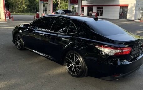Toyota Camry, 2019 год, 2 900 000 рублей, 4 фотография