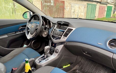 Chevrolet Cruze II, 2012 год, 730 000 рублей, 7 фотография