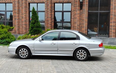 Hyundai Sonata IV рестайлинг, 2005 год, 585 000 рублей, 8 фотография
