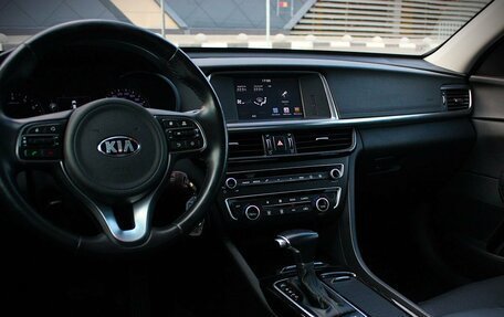 KIA Optima IV, 2017 год, 1 896 000 рублей, 12 фотография