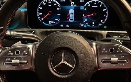 Mercedes-Benz A-Класс, 2019 год, 2 700 000 рублей, 10 фотография