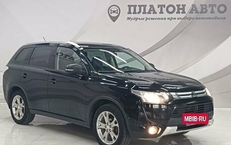 Mitsubishi Outlander III рестайлинг 3, 2014 год, 1 270 000 рублей, 3 фотография