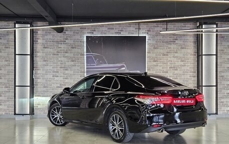 Toyota Camry, 2022 год, 2 499 000 рублей, 4 фотография