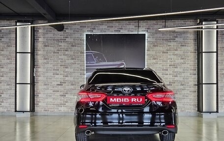 Toyota Camry, 2022 год, 2 499 000 рублей, 5 фотография