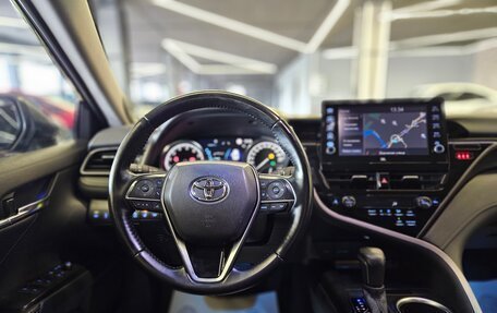 Toyota Camry, 2022 год, 2 499 000 рублей, 8 фотография