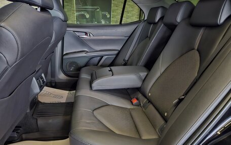 Toyota Camry, 2022 год, 2 499 000 рублей, 17 фотография