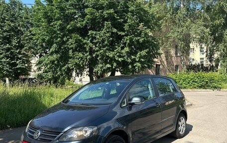 Volkswagen Golf Plus I, 2006 год, 700 000 рублей, 2 фотография