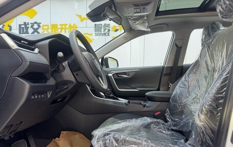 Toyota RAV4, 2025 год, 3 426 000 рублей, 5 фотография