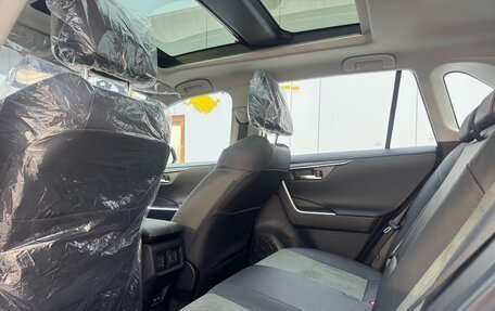 Toyota RAV4, 2025 год, 3 426 000 рублей, 10 фотография