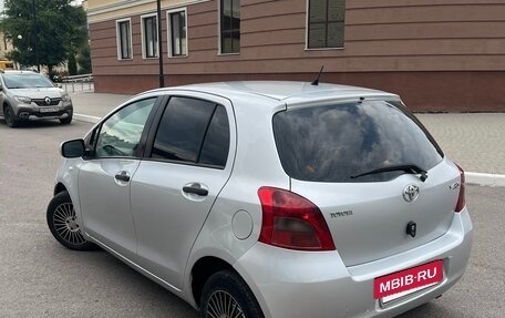 Toyota Yaris III рестайлинг, 2008 год, 357 120 рублей, 4 фотография