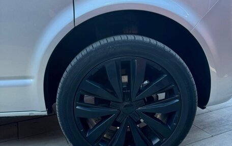 Volkswagen Transporter T6 рестайлинг, 2022 год, 6 499 000 рублей, 24 фотография