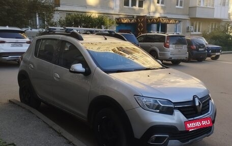 Renault Sandero II рестайлинг, 2019 год, 1 245 000 рублей, 2 фотография