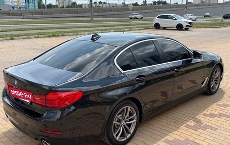 BMW 5 серия, 2019 год, 2 950 000 рублей, 10 фотография