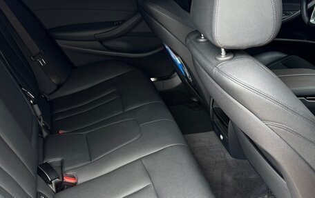 BMW 5 серия, 2019 год, 2 950 000 рублей, 27 фотография