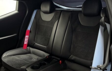 Hyundai Veloster II, 2022 год, 2 170 000 рублей, 12 фотография
