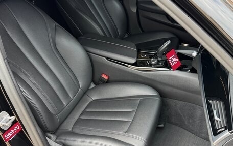 BMW 5 серия, 2019 год, 2 950 000 рублей, 31 фотография